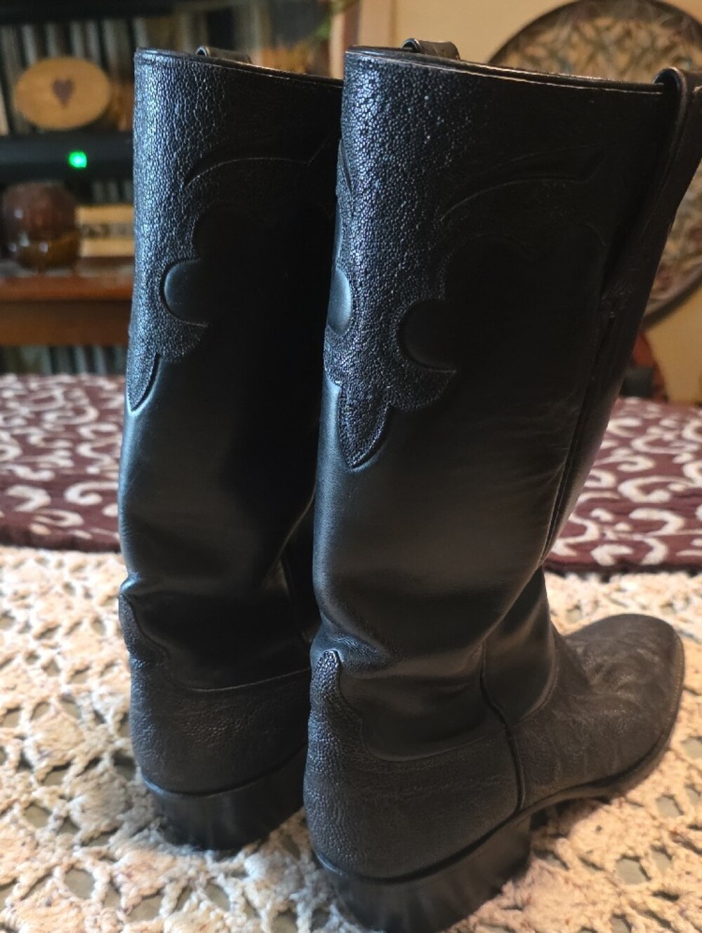 Vintage Mens Lucchese Black Leather Western Boots - Picture 7 of 9